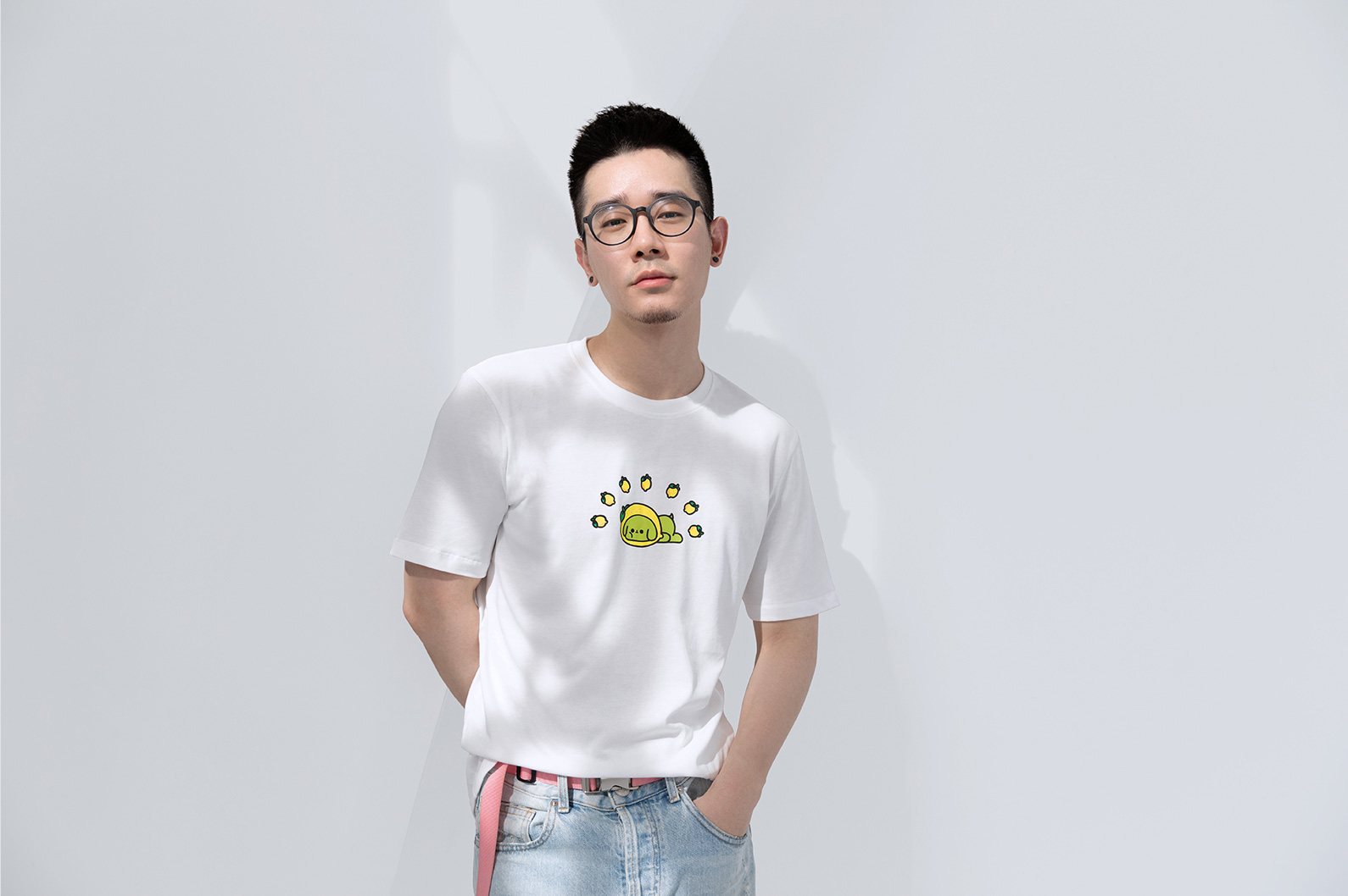 微信气泡狗T恤（柠檬精）-模特图